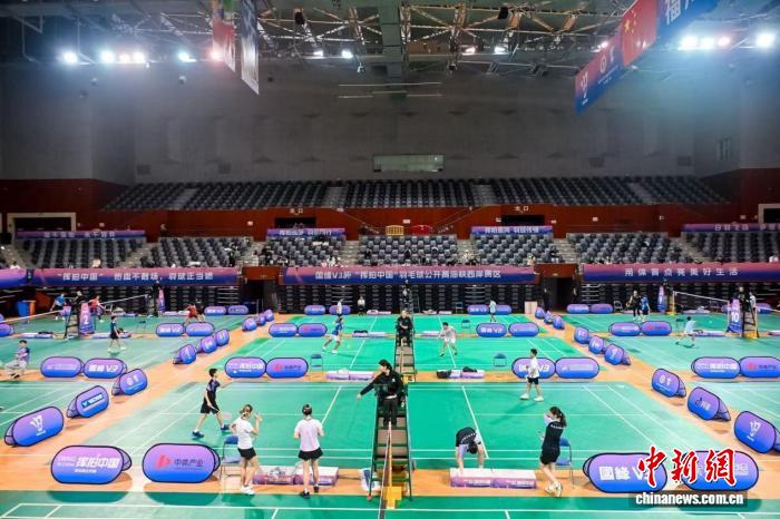 2025挥拍中国羽毛球公开赛