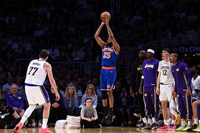 湖人双杀尼克斯布里奇斯惨遭零封成败关键