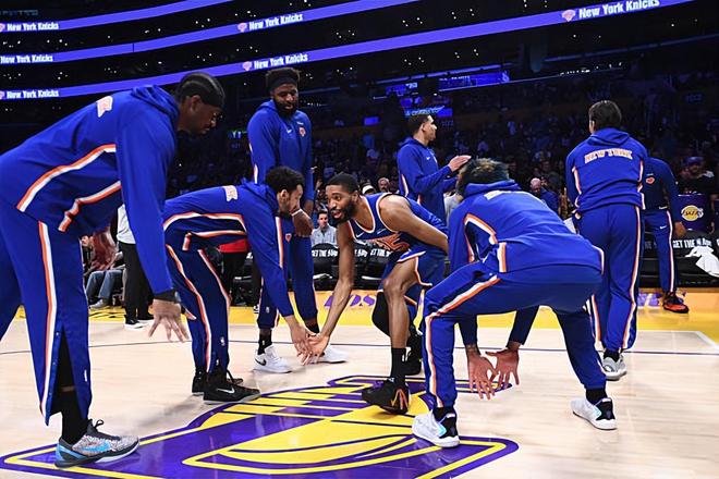 湖人双杀尼克斯布里奇斯惨遭零封成败关键