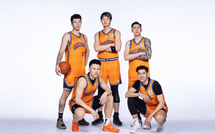 广东男篮大胜江苏豪取12连胜，上海男篮力克山西