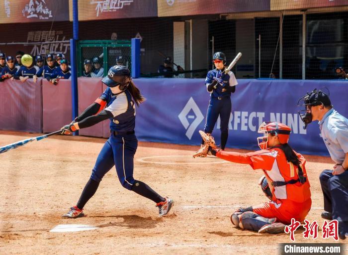 绍兴开幕的2024年中国垒球联赛第一阶段，年轻球