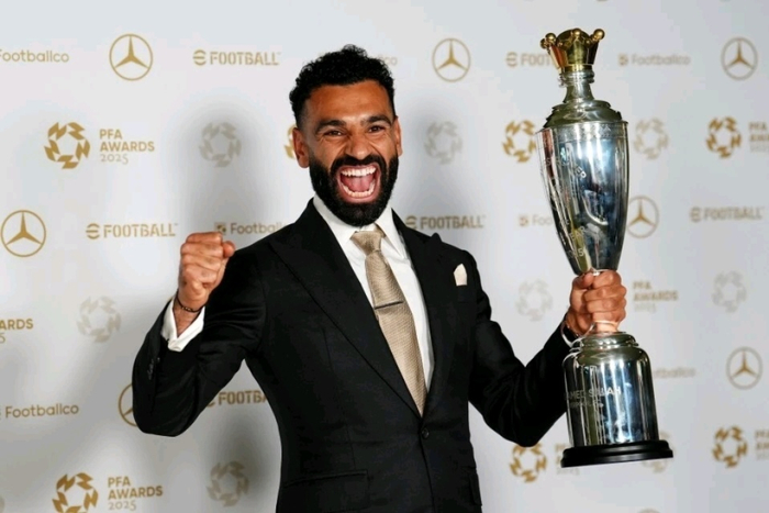 萨拉赫今夏离队结束9年利物浦生涯 争议与辉煌并