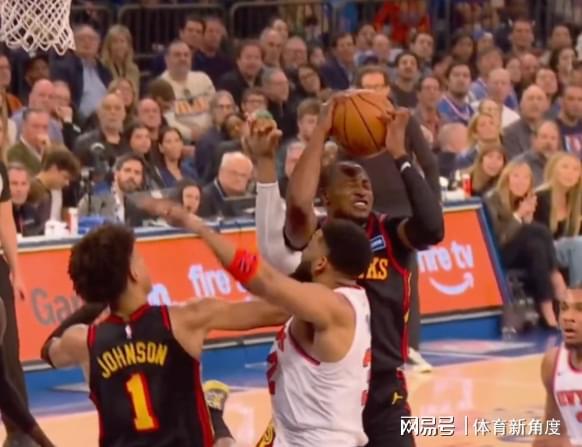 湖人擒火箭肯纳德爆发老鹰交易获益